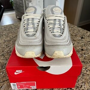 Nike Air Max 97 SE Metallic Gray Sneakers
